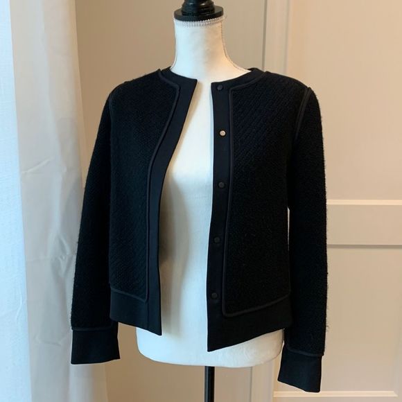 Vince wool jacket with buttoned front size 4 - Picture 1 of 16